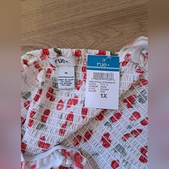 NWT Fruit Strap Shoulder Top Size 1X - Picture 4 of 4